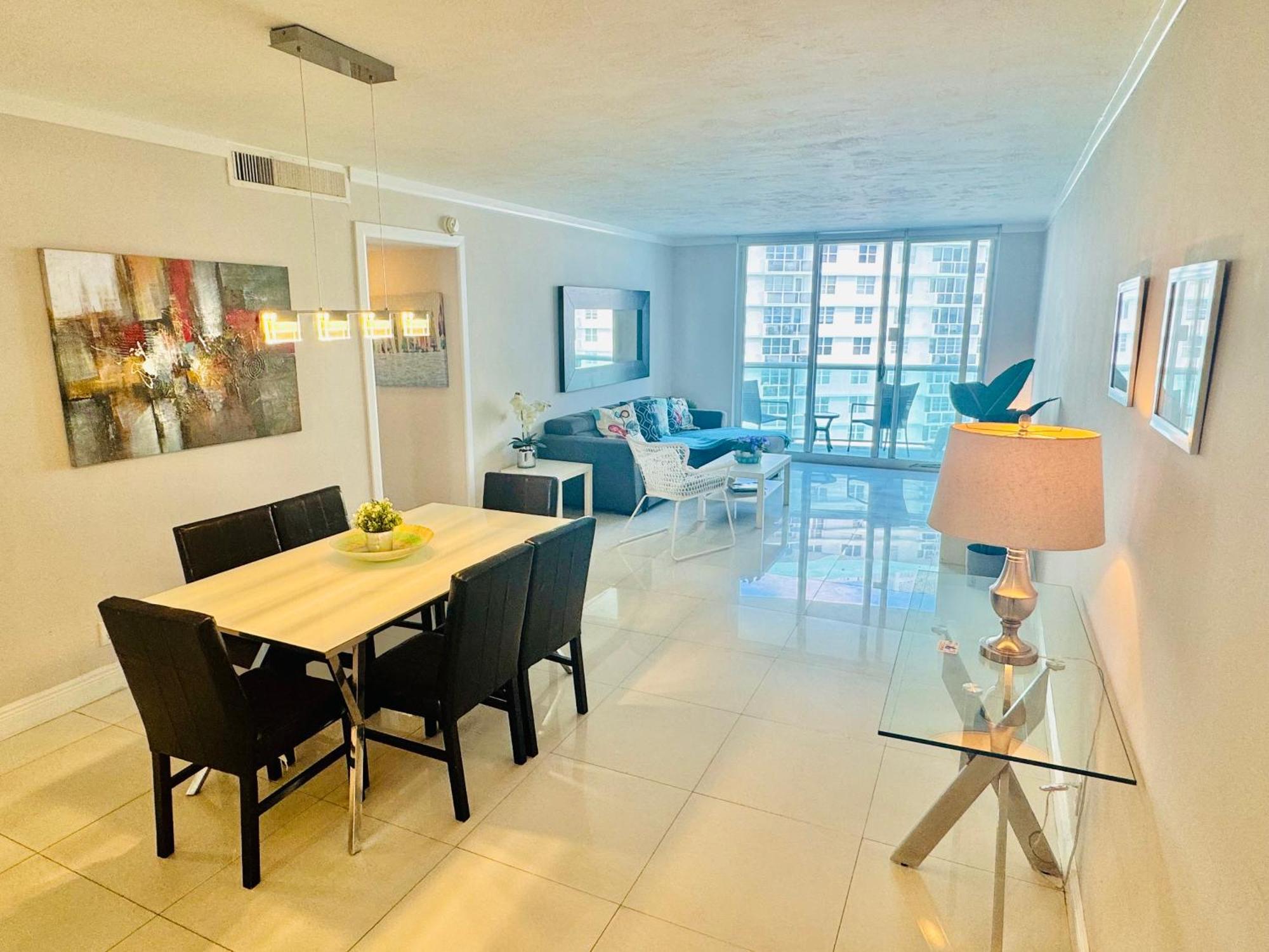 The Tides Condo On Hollywood Esterno foto