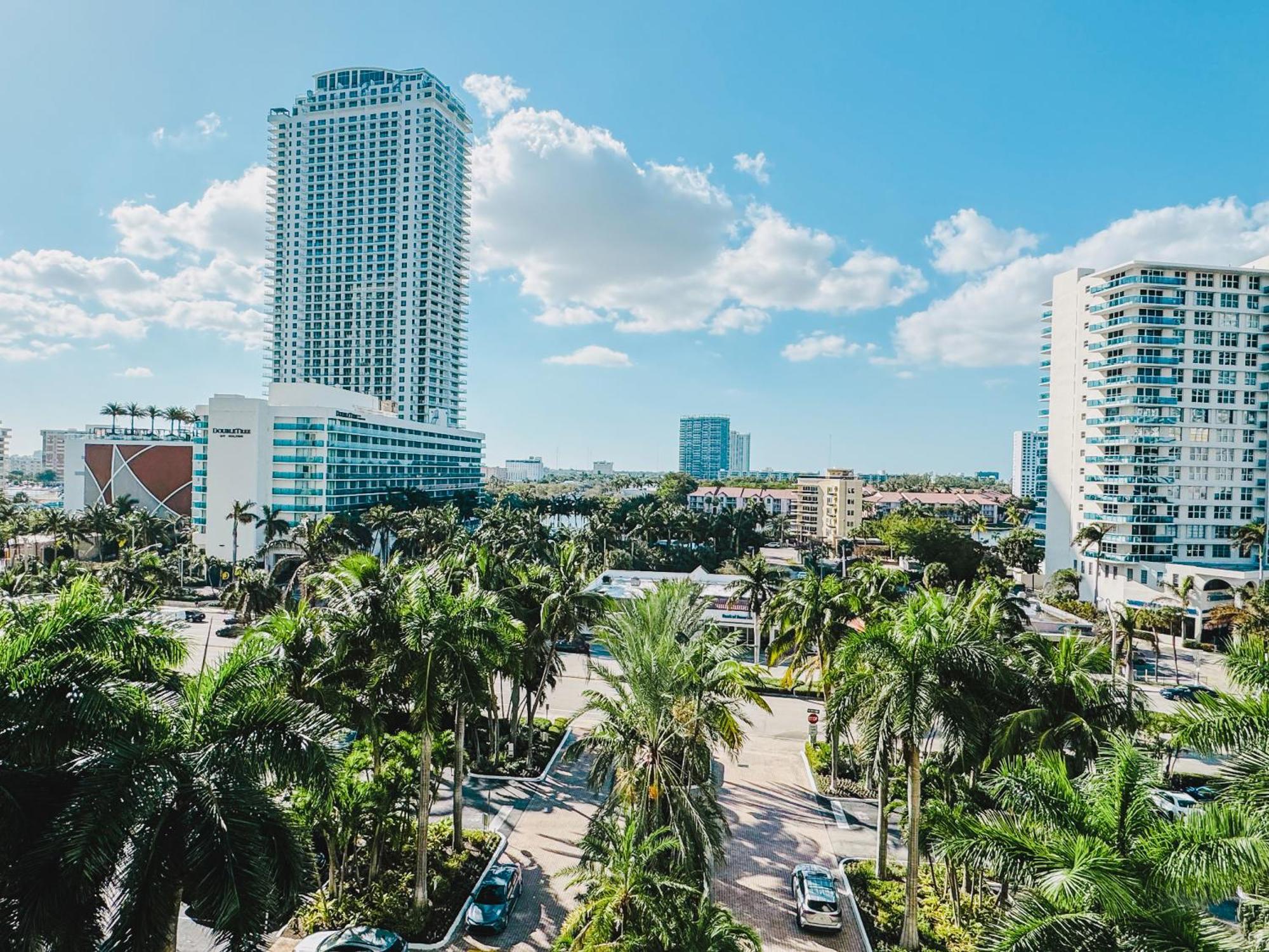 The Tides Condo On Hollywood Esterno foto