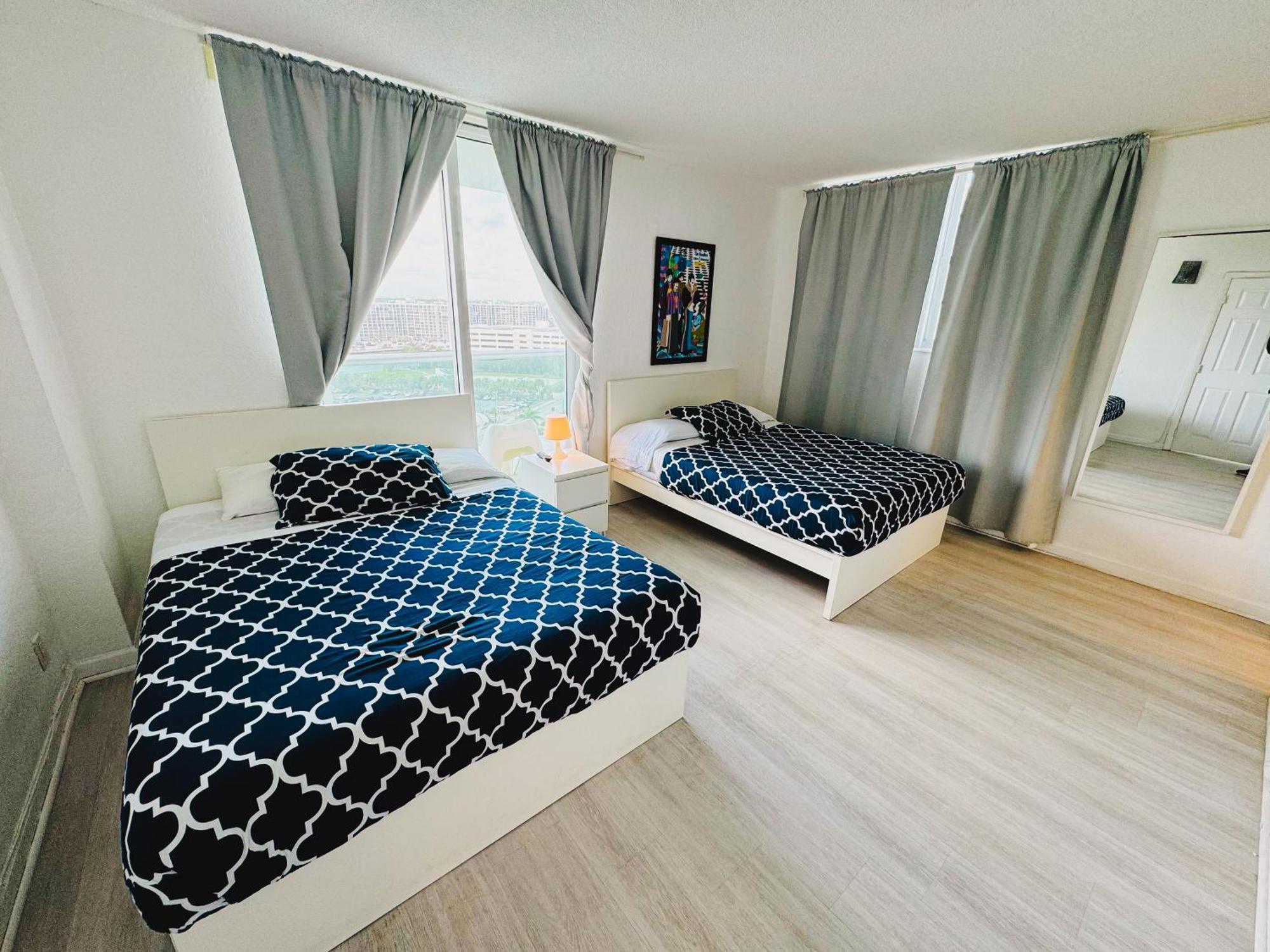 The Tides Condo On Hollywood Esterno foto